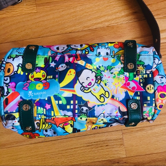 Tokidoki•10yr anniversary 2009 crossbody bag🌈 - Picture 5 of 8